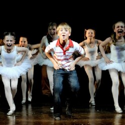 Billy Elliot esce di scena, ultima data a Londra ad Aprile 2016