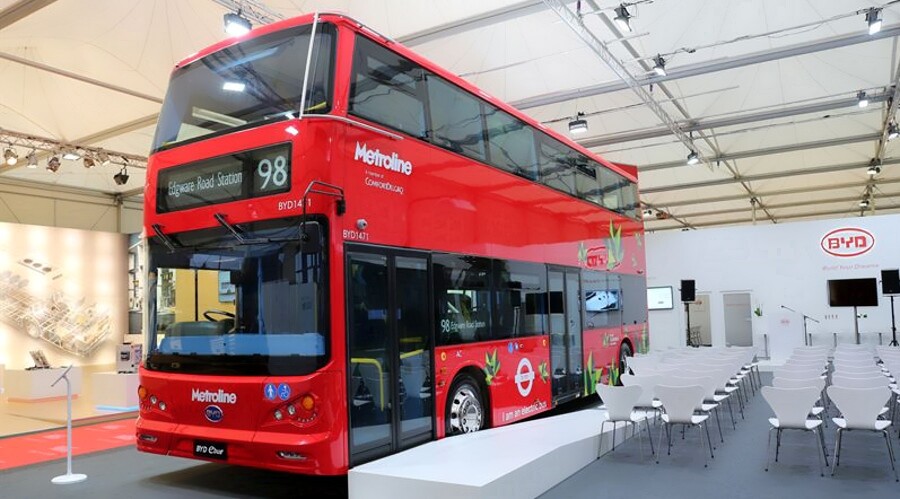 Metroline autobus rosso elettrico Londra