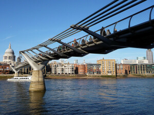Millenium bridge londra