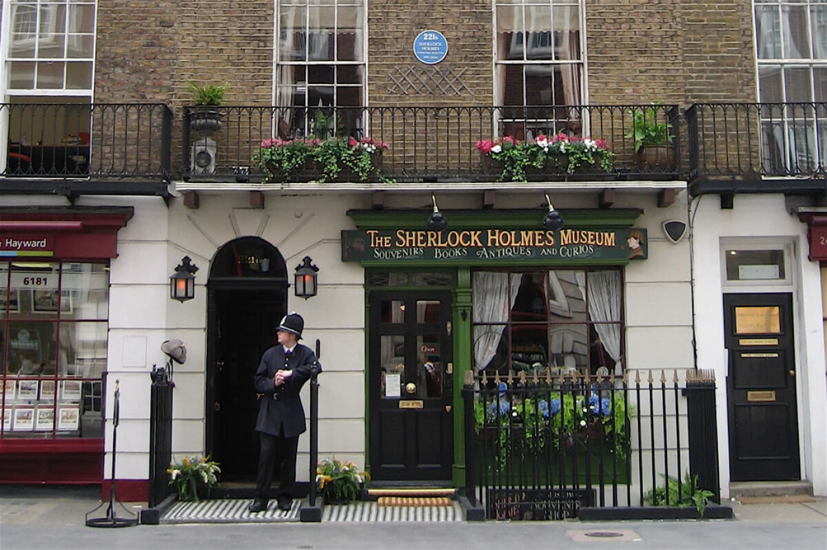 Abbiamo scelto per te i migliori tour e biglietti per il Museo di Sherlock Holmes. Esplora il lato oscuro di Londra!