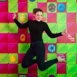 Candy Crush prende vita: A Londra un castello gonfiabile ispirato al videogioco