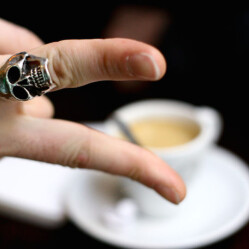Il Death Cafè apre a Londra, per esorcizzare i tabù della morte