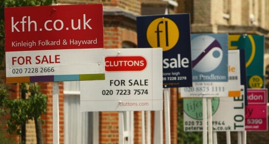Londra saccheggiata da investitori stranieri: acquistate proprietà per oltre 100 miliardi di sterline