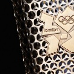 La Torcia Olimpica passa per il West End. Un evento unico per chi è a Londra il 26 luglio