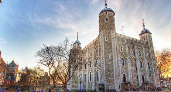 Quali sono le torri da visitare nella Tower of London?