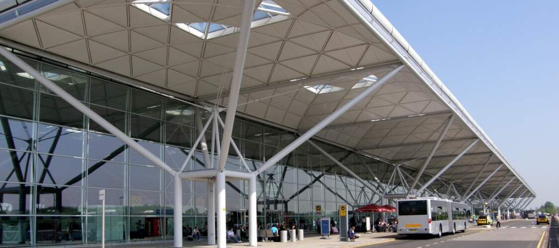 Prenota ora il transfer dall'Aeroporto di Stansted al centro di Londra