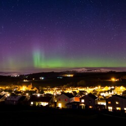 Dove vedere l’Aurora Boreale in Scozia (senza spendere una fortuna) partendo da Londra