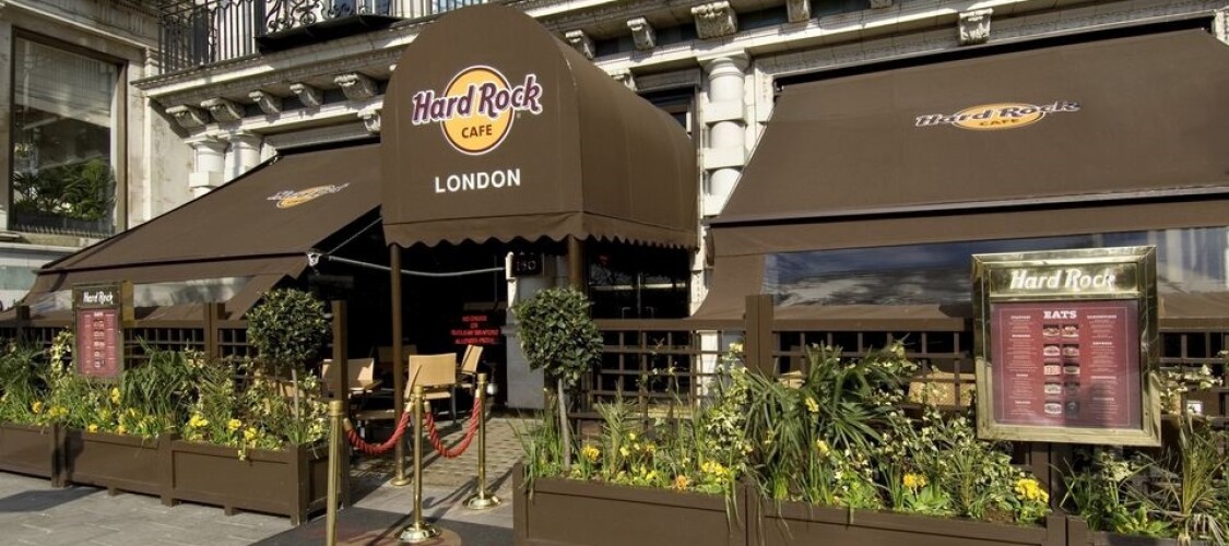 Evita la coda e mangia all'Hard Rock Cafe. Scegli tra i menu disponibili