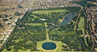 Hyde Park from air Wikimedia Commons