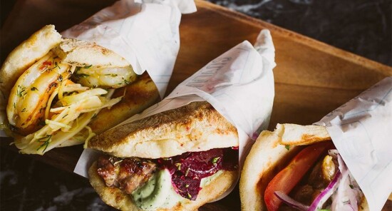 Dove mangiare greco a Londra: guida ai migliori ristoranti e street food