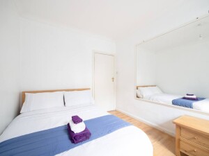 blue kensington double room