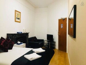 hyde park rooms