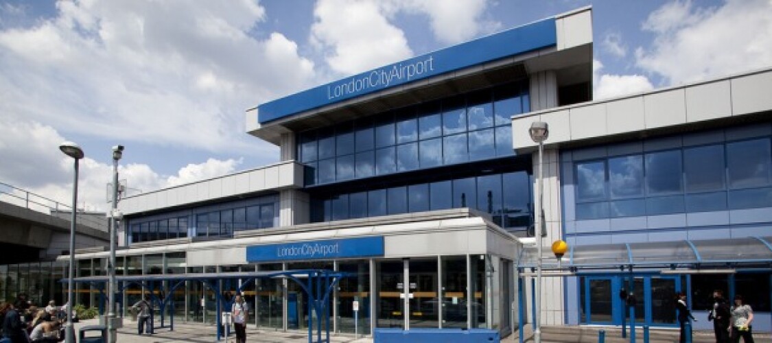 Prenota un transfer dall'aeroporto di London City al centro di Londra