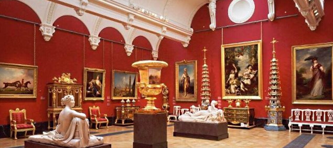 Scopri i tour e i biglietti per visitare The King's Gallery a Buckingham Palace