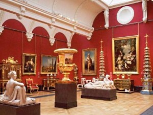 queensgallery635