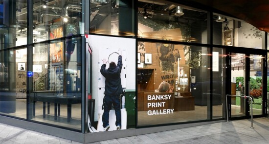 Banksy Print Gallery: La galleria di Londra dedicata alle stampe del writer più famoso al mondo