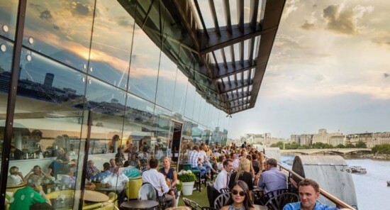 Serate d'ottobre sulla terrazza dell'Oxo Tower a Londra