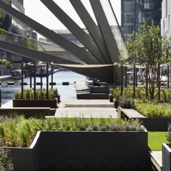 A Paddington apre il primo parco galleggiante di Londra