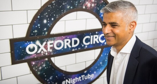 Sadiq Khan inaugura la prima corsa della Night Tube di Londra