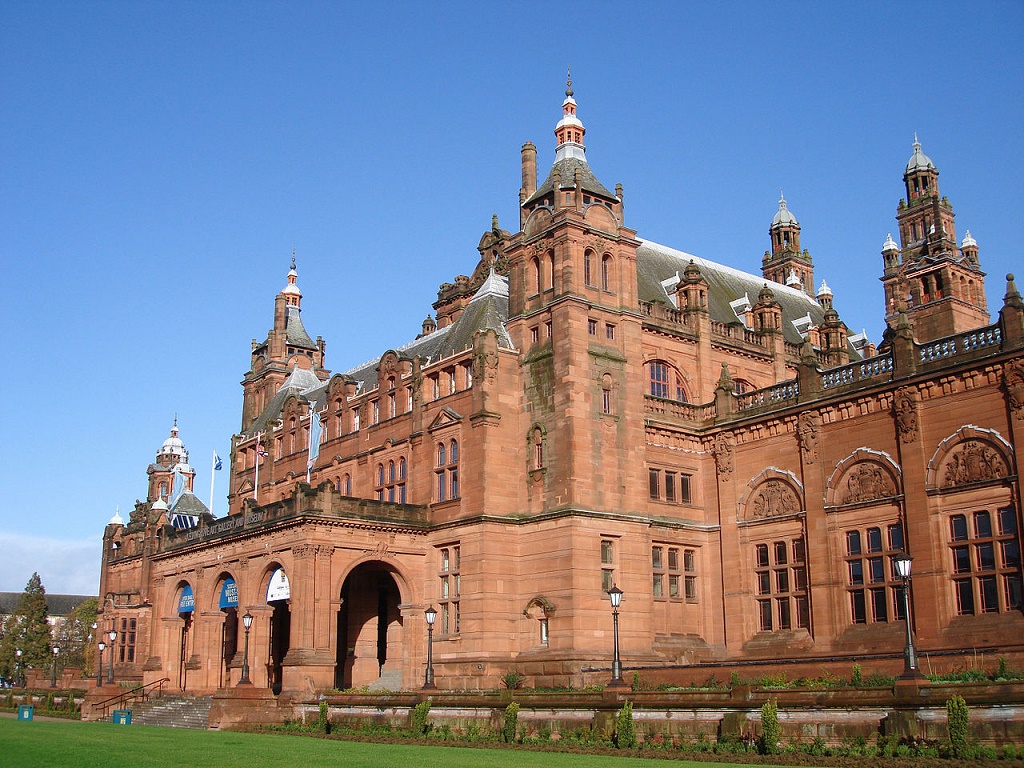 Side View of the Kelvingrove Art Museum