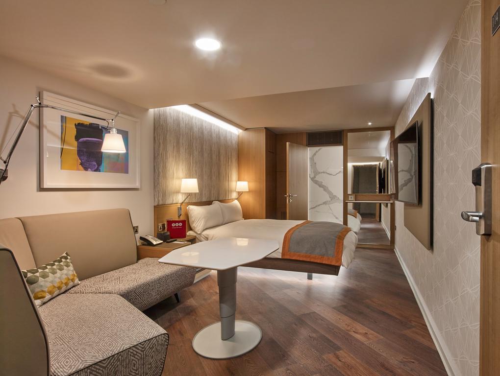 club quarters hotel