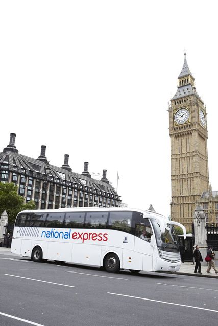 national express bus gatwick